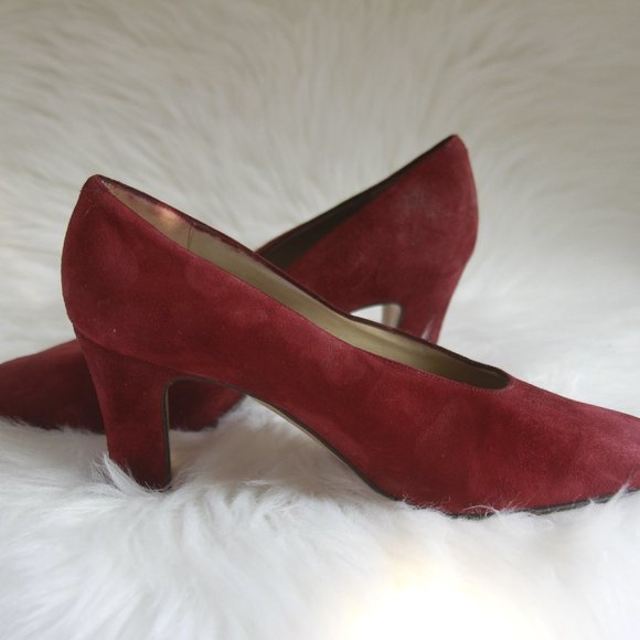 Suede Crimson Pumps - Picture 5 of 6